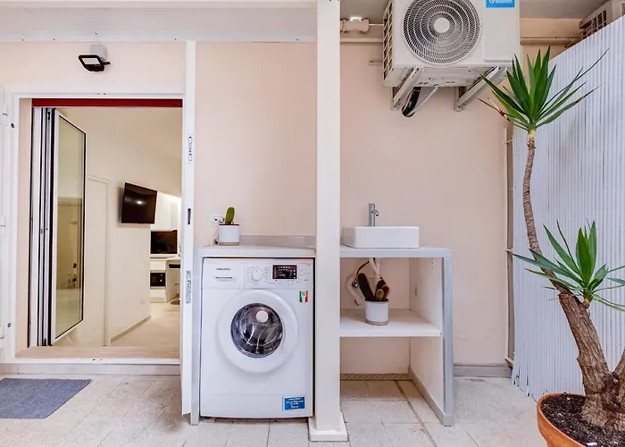 דירה 96 Degli Ubaldi Charming Suite With Terrace Near The Vatican And The Metro רומא