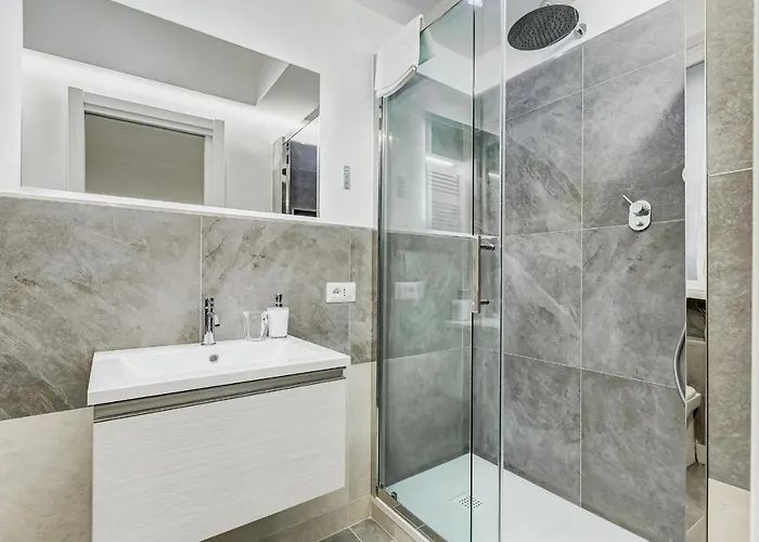 96 Degli Ubaldi Charming Suite With Terrace Near The Vatican And The Metro דירה רומא