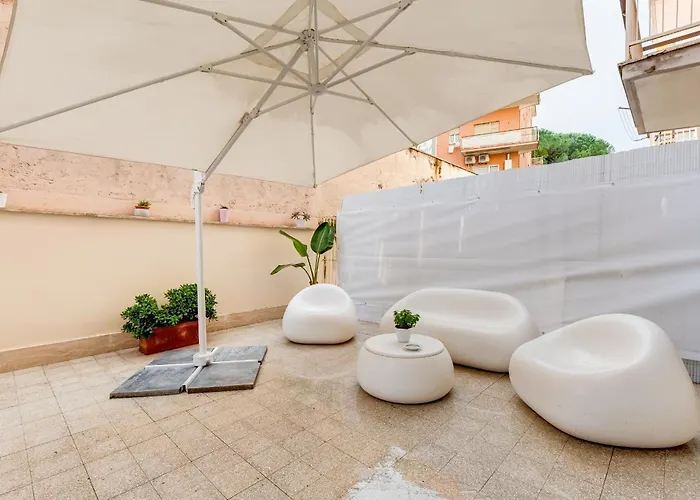 96 Degli Ubaldi Charming Suite With Terrace Near The Vatican And The Metro דירה *
