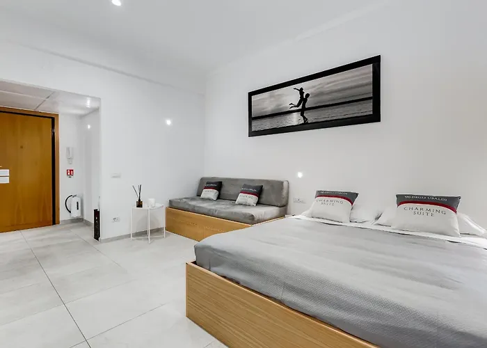 96 Degli Ubaldi Charming Suite With Terrace Near The Vatican And The Metro דירה