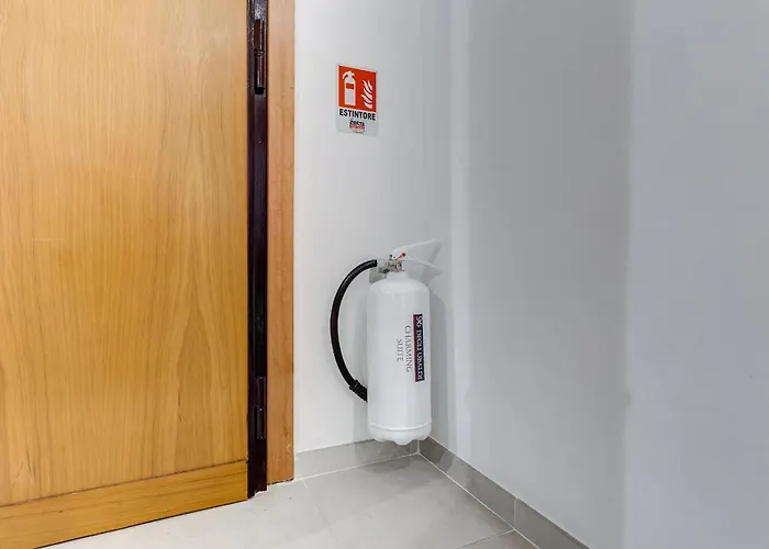 96 Degli Ubaldi Charming Suite With Terrace Near The Vatican And The Metro